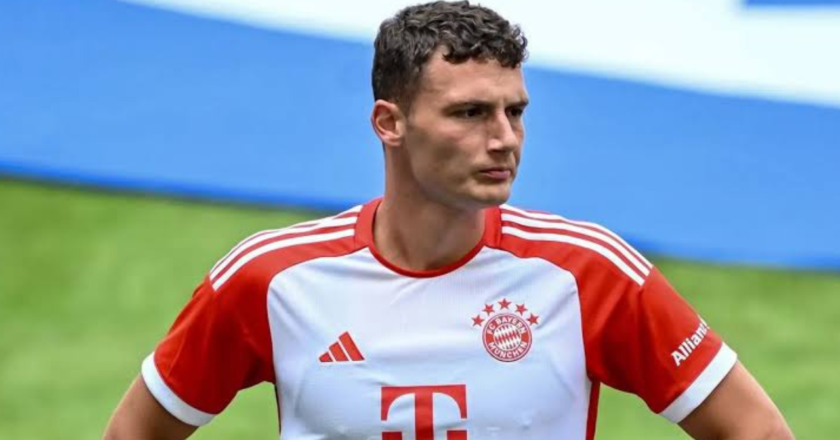 Bayern Munich Decline Initial Offer From Man United For Benjamin Pavard