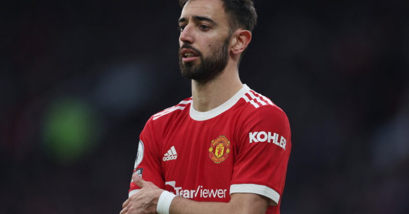 Manchester United’s Bruno Fernandes faces injury concern ahead of Crystal Palace vs Man Utd