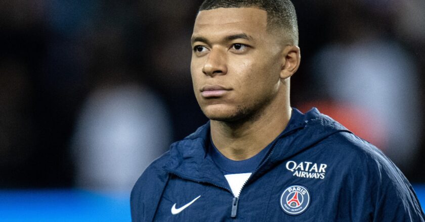 Transfer: Mbappe changes his mind, to sign new PSG contract with exit clause