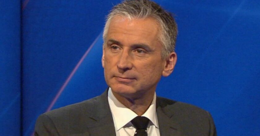 Alan Smith criticizes Chelsea duo for penalty dispute: “Grow up”
