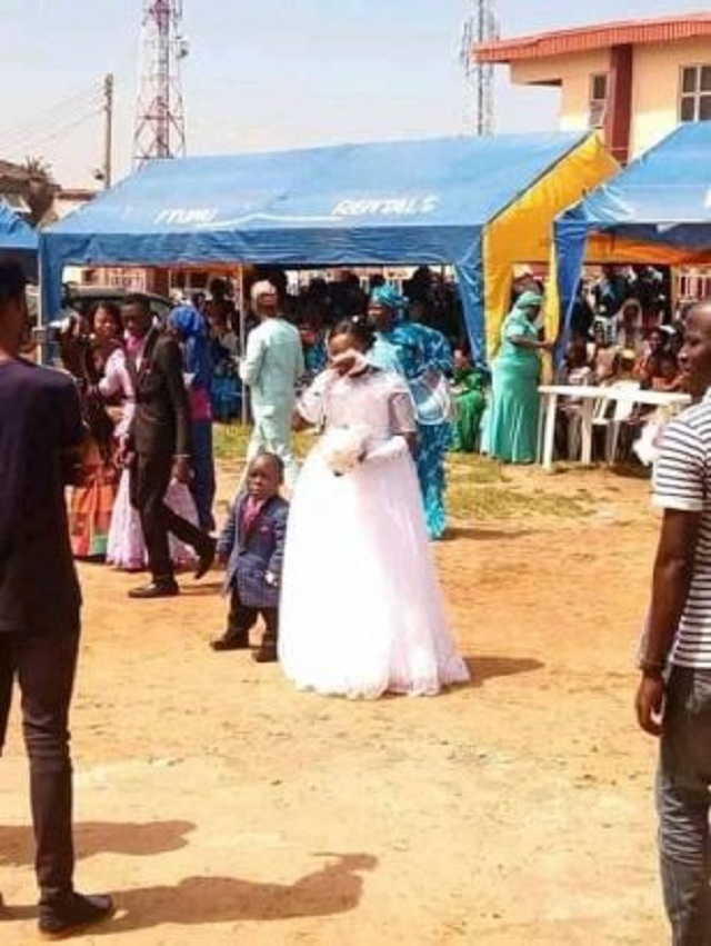 Heart Melting Photos Of Nigerian Dwarf Who Got Married To His Heartthrob