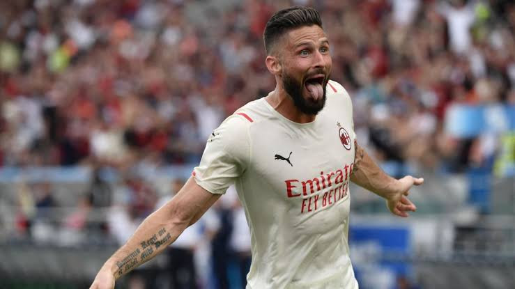 Milan clinches Serie A title after an 11-year wait (see pictures)