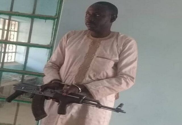 Police Arrests Notorious Bandit Responsible For Cattle Rustling, Kidnapping, Murder, Armed Robbery in Katsina State [Photo]