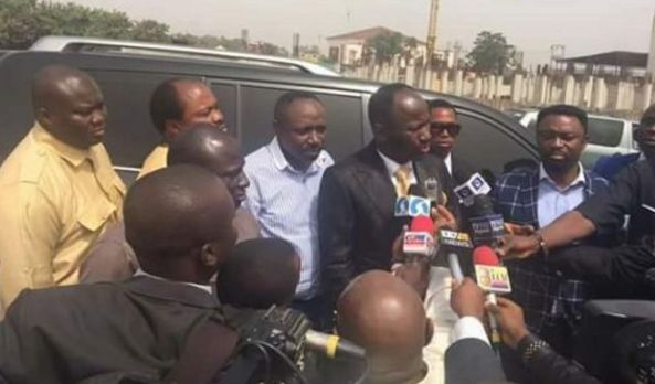 Read How the Meeting between Apostle Suleman and DSS Went Down After the Man Of God Storms DSS Office with 8 SANS and 35 Lawyers