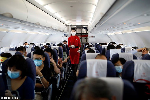 Major U.S. airlines threaten to ban passengers who refuse to wear masks during their flights under new rules