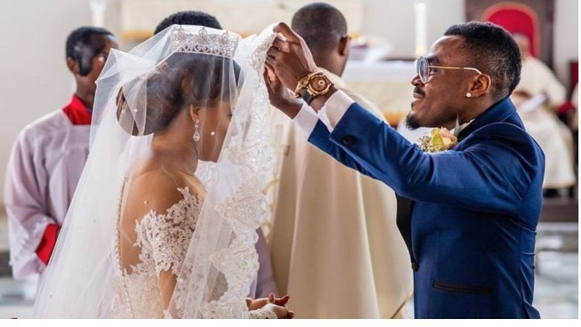 ''Thank you for sharing your body, life, and soul with me''- Footballer, Emmanuel Emenike, celebrates his wife, Iheoma as she turns a year older