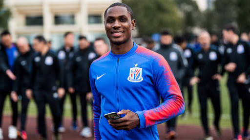 'Man U. fans react to the signing of Odion Ighalo – "He has bought a new laptop for the Babalawo"