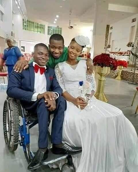 "True love" Twitter users react to the marriage of a woman and a man in a wheelchair in Lagos
