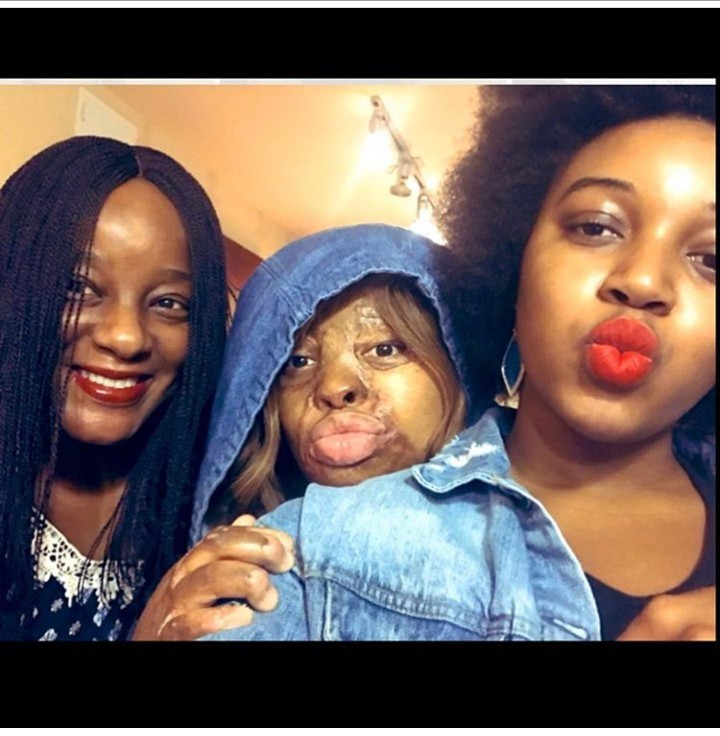 Kechi Okwuchi shares photos of herself with her mum and sister taken 20 years apart