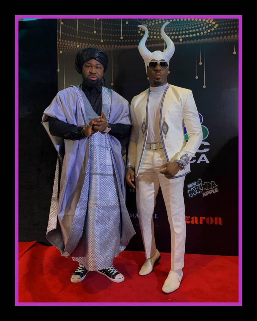 Broke poor idiots- Harrysong fires back at his followers criticizing his AMVCA outfit 