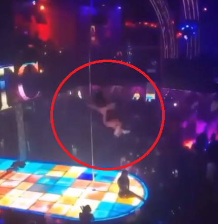 Moment stripper falls from high pole while dancing (video)