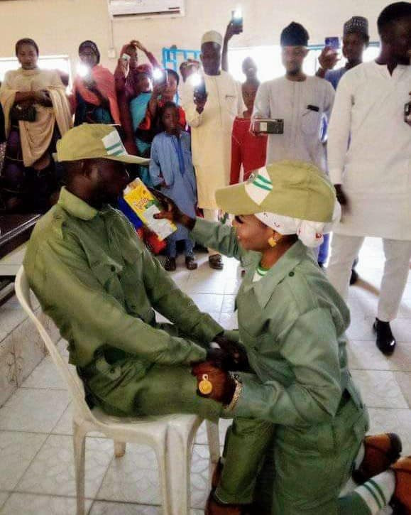 Serving corps members marry in NYSC uniform (photos)