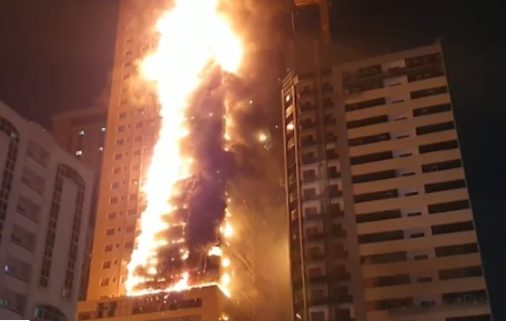 A Massive Fire Breaks Out in a 48-Storey Building in UAE (Watch Video)