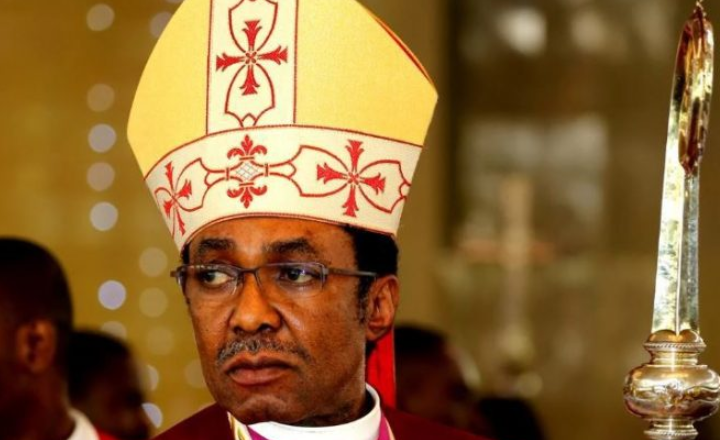 Anglican Archbishop Emmanuel Chukwuma defies police to hold church service during Coronavirus outbreak