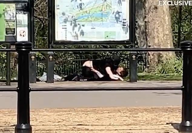 Scandal in St James’s Park: Couple Caught in Public Display Amid Lockdown