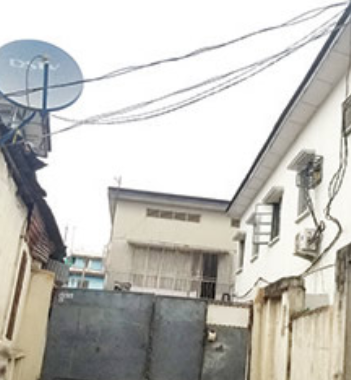 Shocking Discovery: 50-Year-Old Chef’s Decomposing Body Found in Employer’s Apartment in Lagos