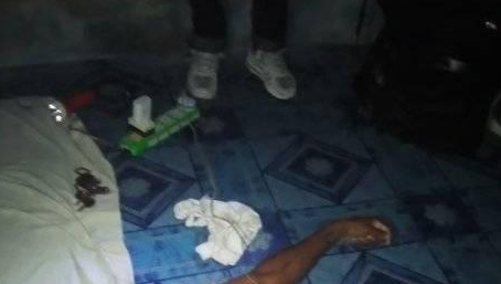 “`
<!DOCTYPE html>
<html>
<head>
  <title>Man electrocuted while charging his phone in Rivers (graphic photos)</title>
</head>
<body>
  Man electrocuted while charging his phone in Rivers (graphic photos)