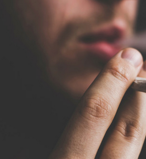 Experts Warn Smoking Marijuana Increases Risk of Severe Covid-19 Complications