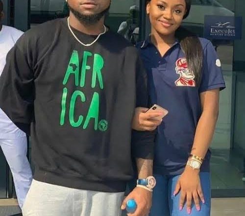 Nigerians’ Response to Davido and Chioma Unfollowing Each Other on Instagram