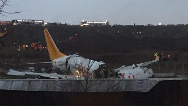 Plane carrying 171 passengers splits into three pieces after skidding off runway in Istanbul (Photos/Video)