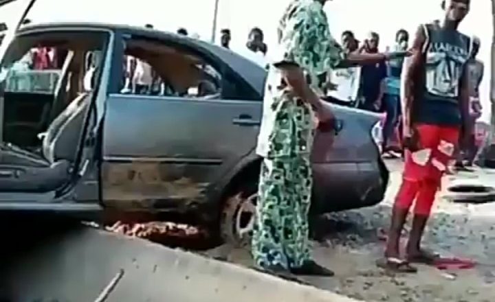 Tragic road accident claims the lives of three siblings and one other after a driver took the wrong lane in Ajah (video)