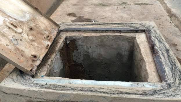 <!doctype html>
<html lang="en">
<head>
    <meta charset="UTF-8">
    <meta name="viewport" content="width=device-width, initial-scale=1.0">
    <title>Housewife arrested for pushing co-wife, baby into well in Kano</title>
</head>
<body>
    Housewife arrested for pushing co-wife, baby into well in Kano