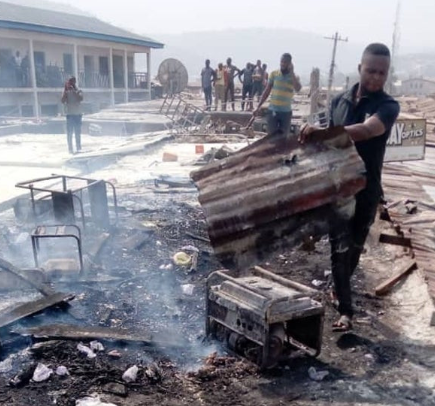Fire Destroys Section of Ogbete Main Market in Enugu (See Photos)