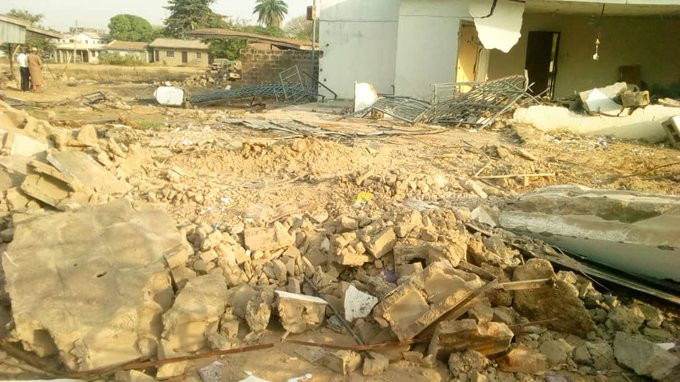 Kwara state government demolishes political home of ex-Senate President, Bukola Saraki’s family (photos)