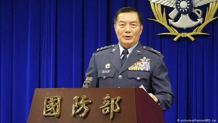 Taiwan’s Top General Dies in Helicopter Crash