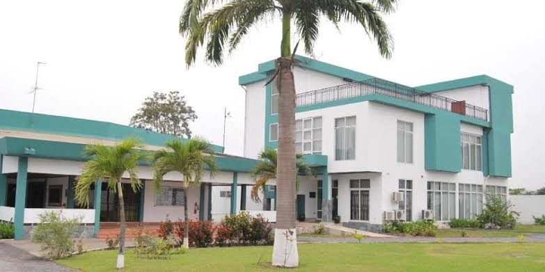 Ghanaian authorities force Nigerian High Commission in Accra to vacate its diplomatic property