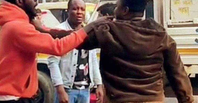 Two Nigerian Nationals in India Stage Fake Public Fight in Attempt to Avoid Deportation