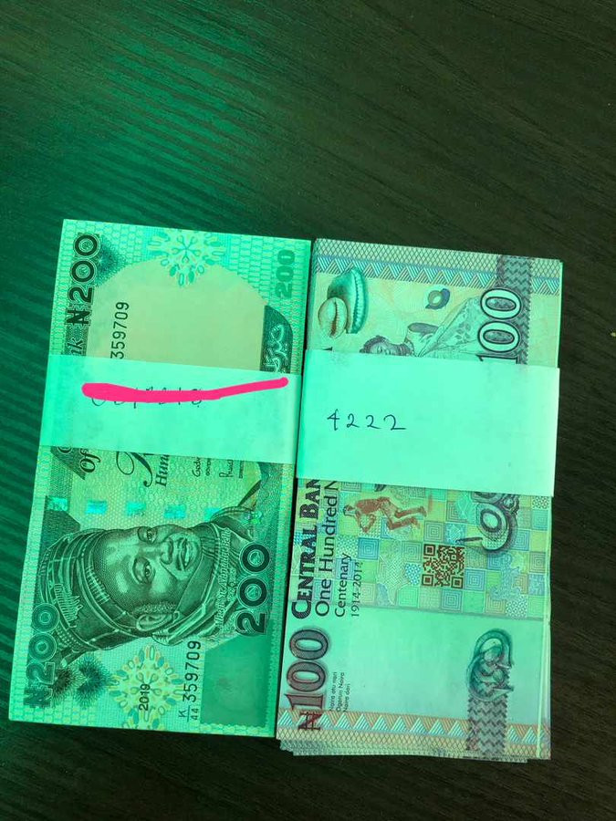 Twitter Stories: Nigerian lady narrates how a man gave her his number on N30k mint notes 