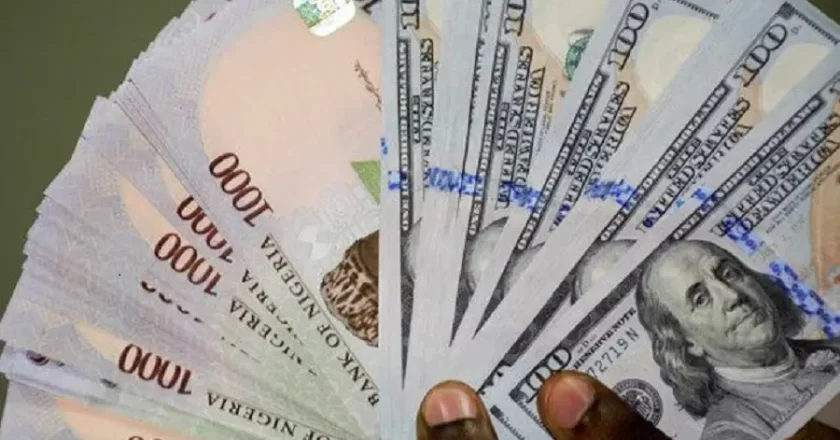 Foreign Exchange Market Update: Naira Falls Against Dollar