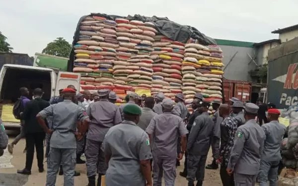 Nigerian Customs in Kebbi intercepts foreign rice and contraband valued at N126 million