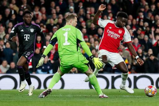 Exciting Clash: Last-Minute Equalizer by Trossard Saves Arsenal in Bayern Draw