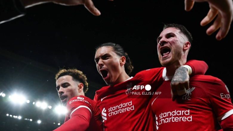 Liverpool and Manchester United Set for Title Showdown as Top Four Race Intensifies