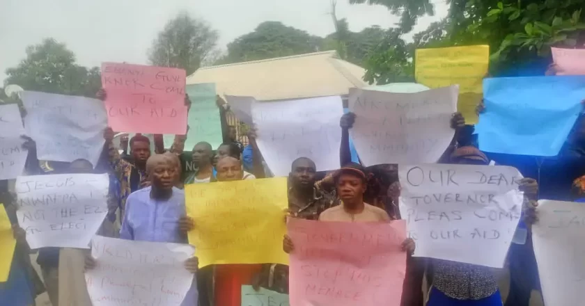 Community in Ebonyi State Faces Unrest as Residents Protest Against Imposition of New Monarch