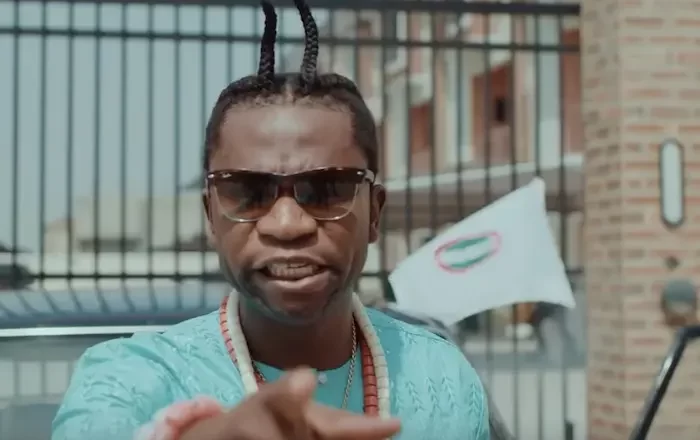 The statement that ‘People say I’m better than Wizkid’ comes from Speed Darlington