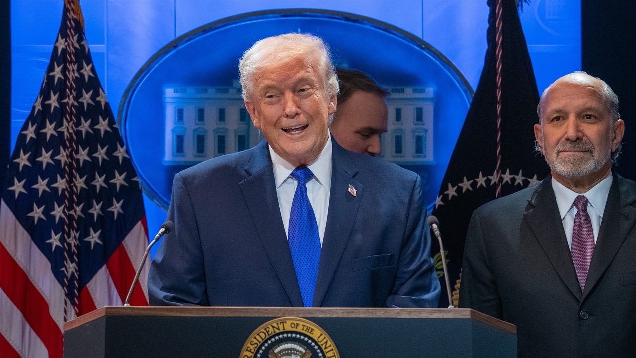 Donald Trump challenges the Supreme Court and raises the global tariff rate from 10% to 15%