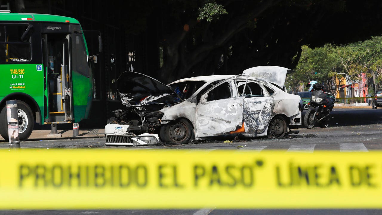 The death of the drug trafficker "El Mencho" A police operation unleashes violence in Mexico