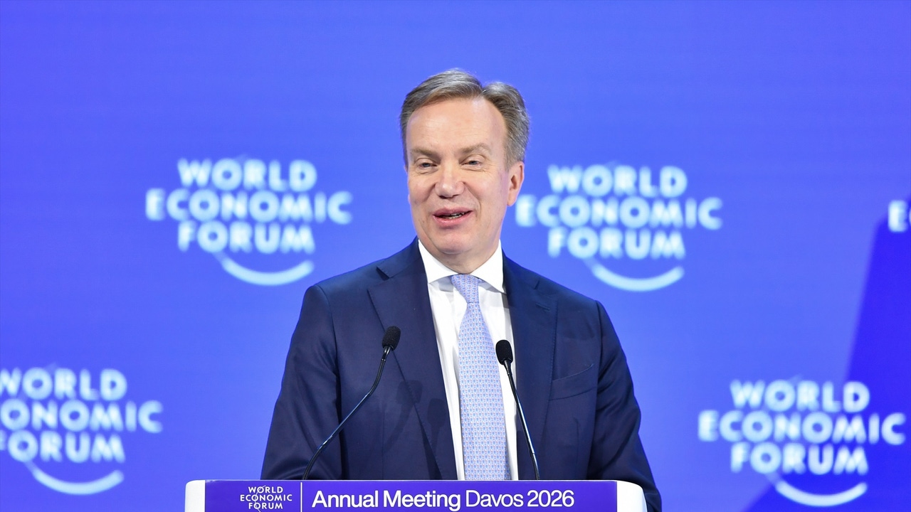 The president of the Davos Forum resigns over his relationship with Jeffrey Epstein