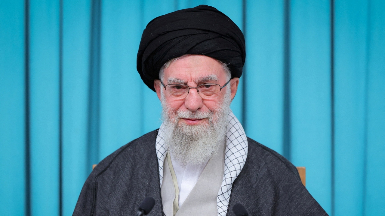 Iran confirms the death of Ayatollah Ali Khamenei and promises revenge against the US and Israel