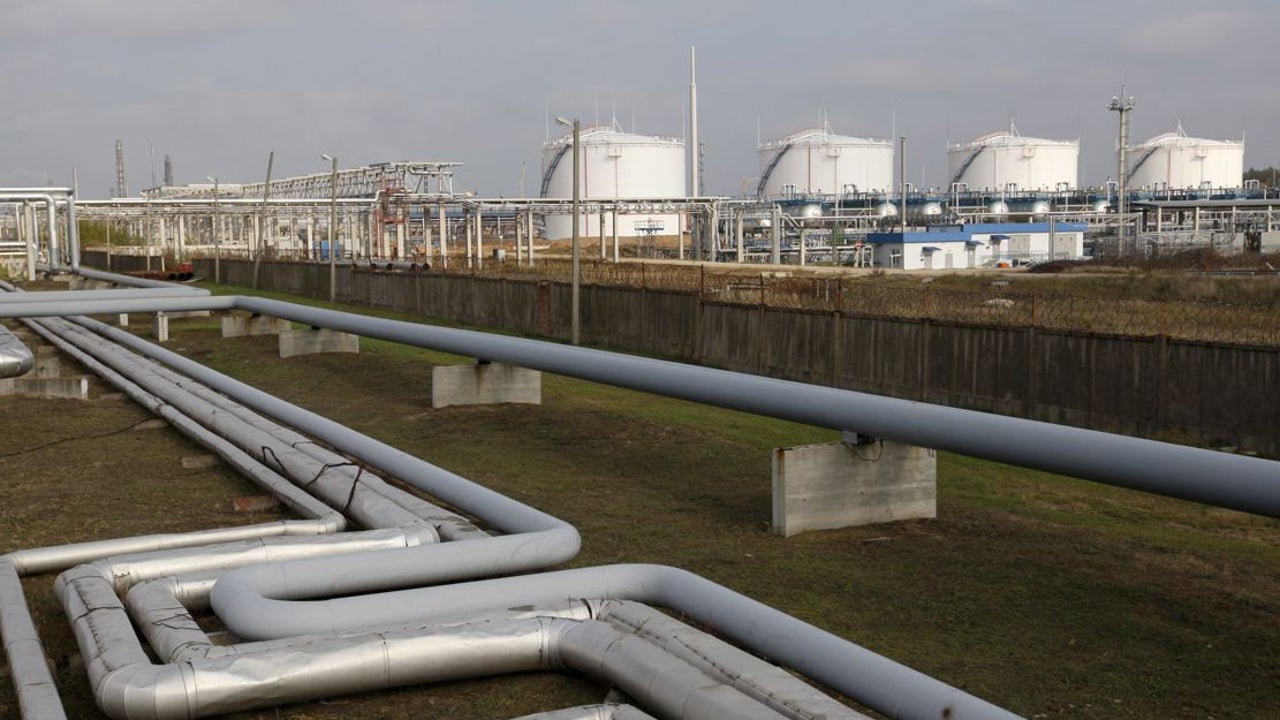 Oil crisis: EU has few options to limit economic impact of war in Iran and avoid recession