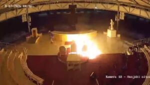 The Medjugorje sanctuary in Bosnia is desecrated: the altar is set on fire and images of the Virgin are attacked