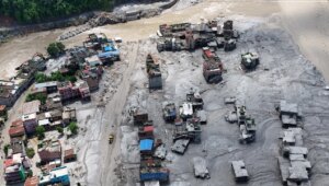 Nepal authorities raise the death toll in the flood in the north of the country to nearly 470