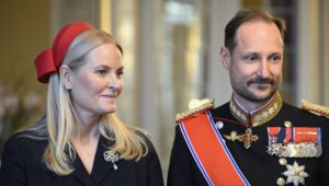 The new king of Norway comes to the throne in the midst of a family storm: the controversies surrounding Haakon VIII