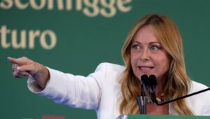 Meloni announces a law to limit the maximum number of foreigners per classroom in schools