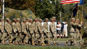 The United States increases pressure on Cuba and prepares possible military action, according to CBS