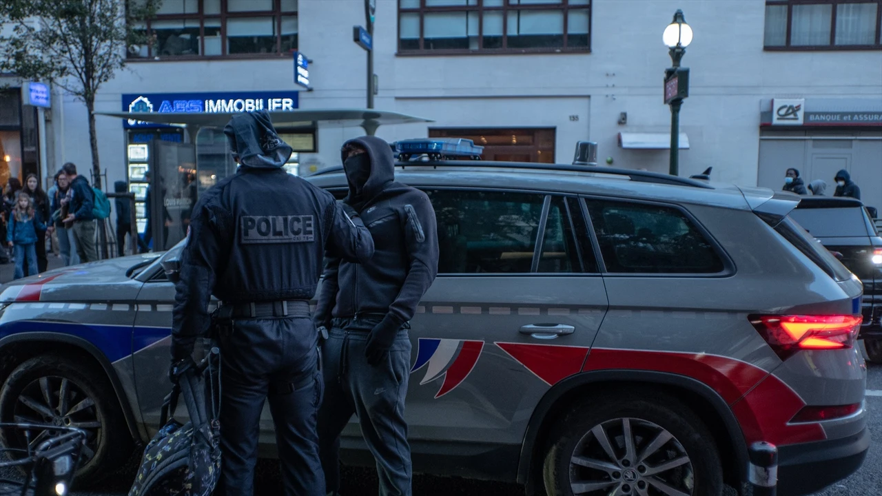 One dead and several injured in a series of shootings carried out by a man on the outskirts of Paris