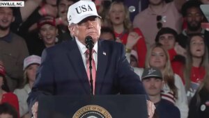 Trump accuses Spain of "not having done anything" when thousands of migrants "flooded" Ceuta